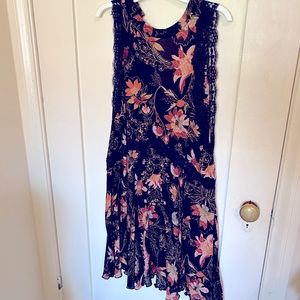 Shear floral and lace top